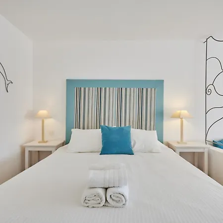 Gerakas Belvedere & 4*