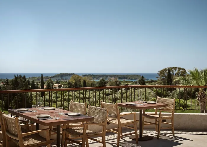 Gerakas Belvedere & Hotel 4*