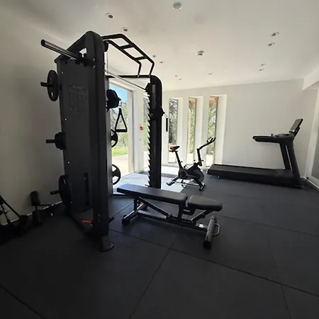 ホテル Gerakas Belvedere & Vasilikí