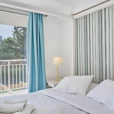 ホテル Gerakas Belvedere & Vasilikí