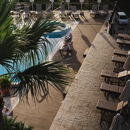 Gerakas Belvedere & Отель 4*