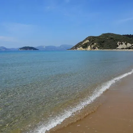 Gerakas Belvedere & 4* Василикос