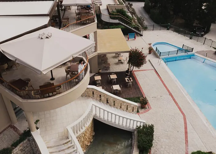 Gerakas Belvedere Hotel