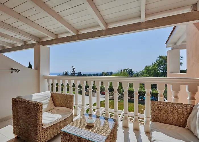 Hotel Gerakas Belvedere 4*