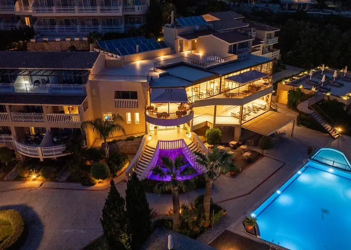 Hotel Gerakas Belvedere 4*